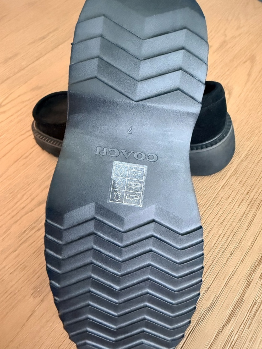 Coach- Suede Chukka with Signature Logo - Picture 4 of 5